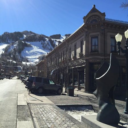 The Residence Hotel Aspen Exterior photo